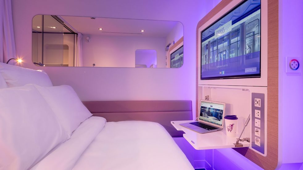 yotel air brands hotel trends capsule innovazione design tecnologia